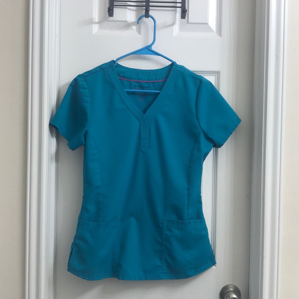 Scrub top